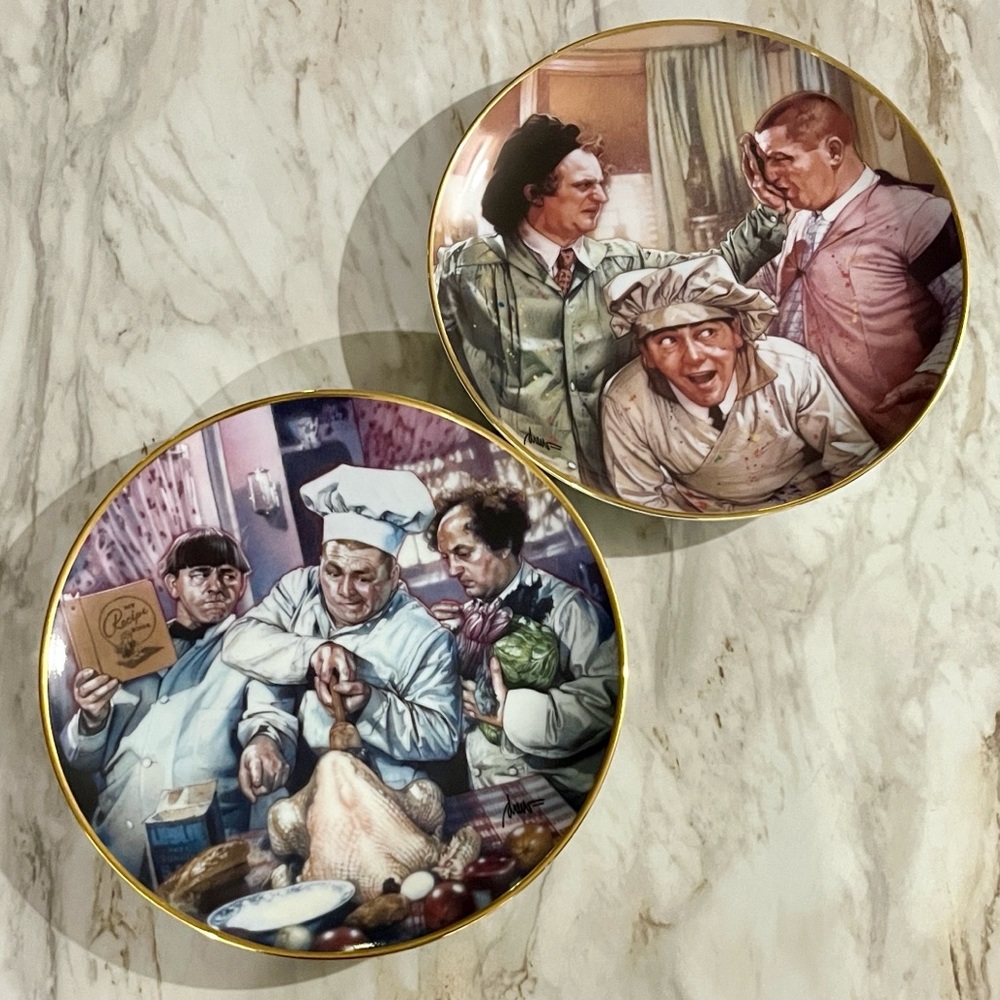 (2) The Three Stooges Limited Edition Franklin Mint Plates 1994 Norman Maurer